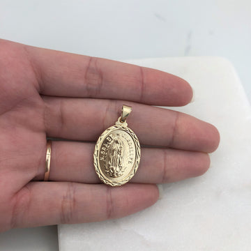 18K Gold Layered Oro Laminado Diamond Cut Our Lady of Guadalupe Oval Medal Pendent 31.0090